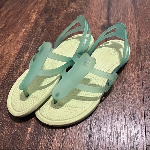 Crocs Boulder Colorado Women’s 8W Sandals Green Double Front Straps  Shoes - Picture 1 of 5